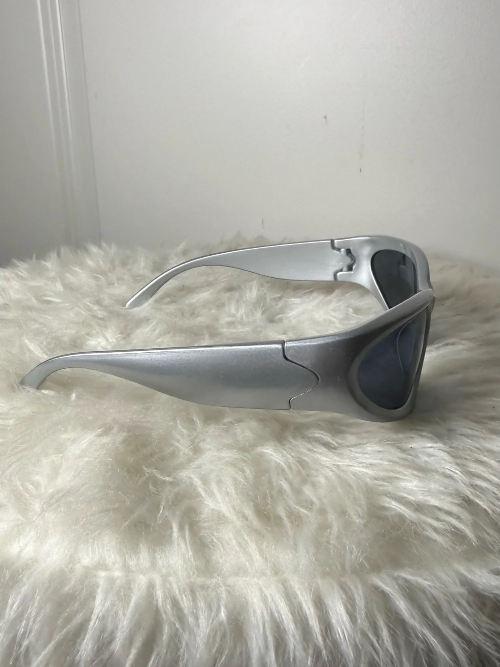 Alien sunglasses